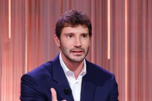 De Martino