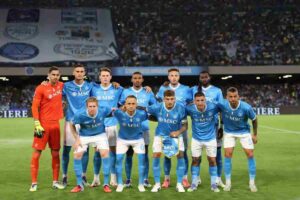 I giocatori del Napoli schierati